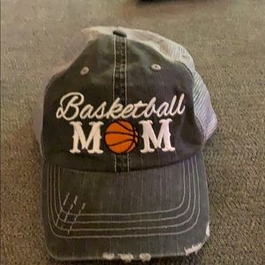 🍀5/$20 Basketball mom hat